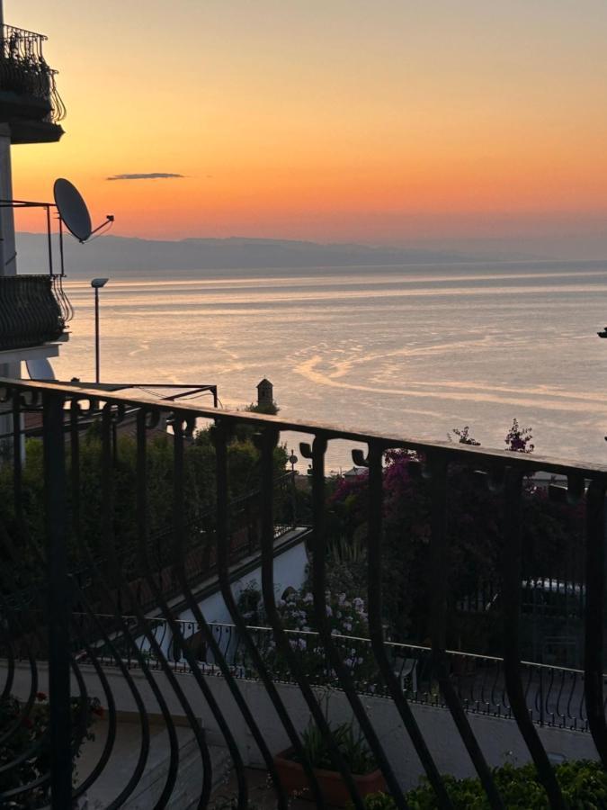 Suite Apartment Taormina Dış mekan fotoğraf